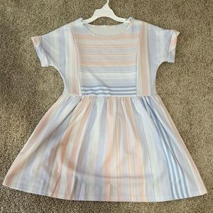 Cute stripped dress!!